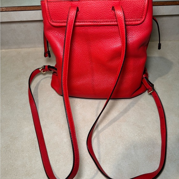 Michael Kors Red Pebble Leather Flap Medium Backpack Pre-loved Retail-$428 - Picture 4 of 10